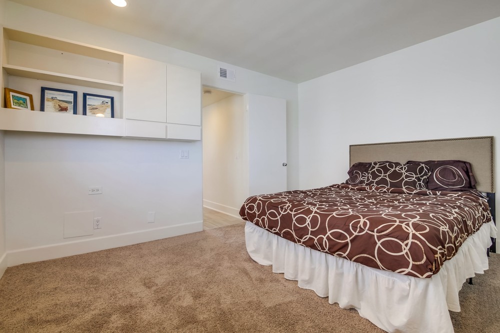 Virtual tour photo 44 of 54 for 2695 Ocean Front Walk