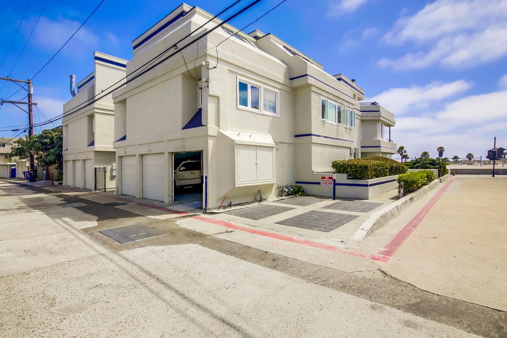Virtual tour photo 54 of 54 for 2695 Ocean Front Walk
