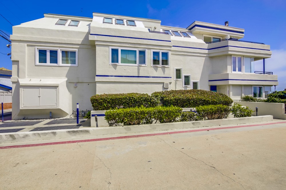 Virtual tour photo 55 of 54 for 2695 Ocean Front Walk
