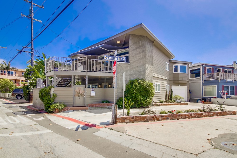 Virtual tour photo 1 of 83 for 2696 Bayside Ln