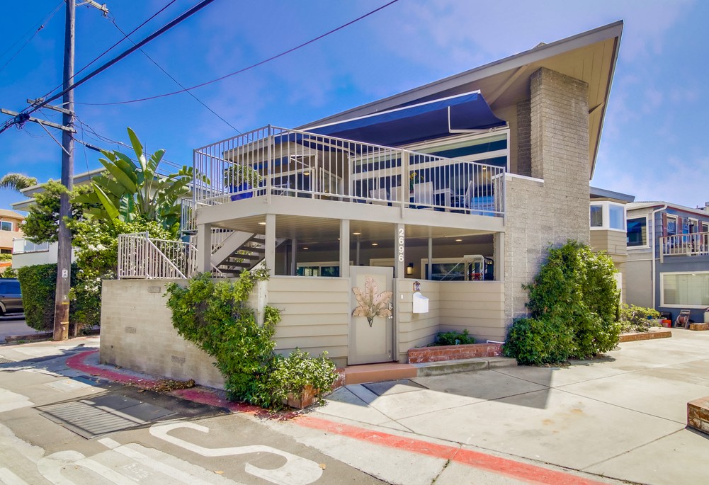 Virtual tour photo 5 of 83 for 2696 Bayside Ln