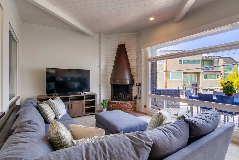 Virtual tour photo 14 of 83 for 2696 Bayside Ln
