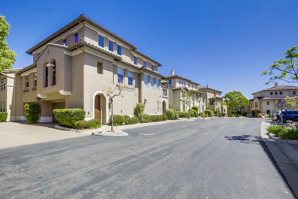 Virtual tour photo 3 of 34 for 2698 Piantino Cir