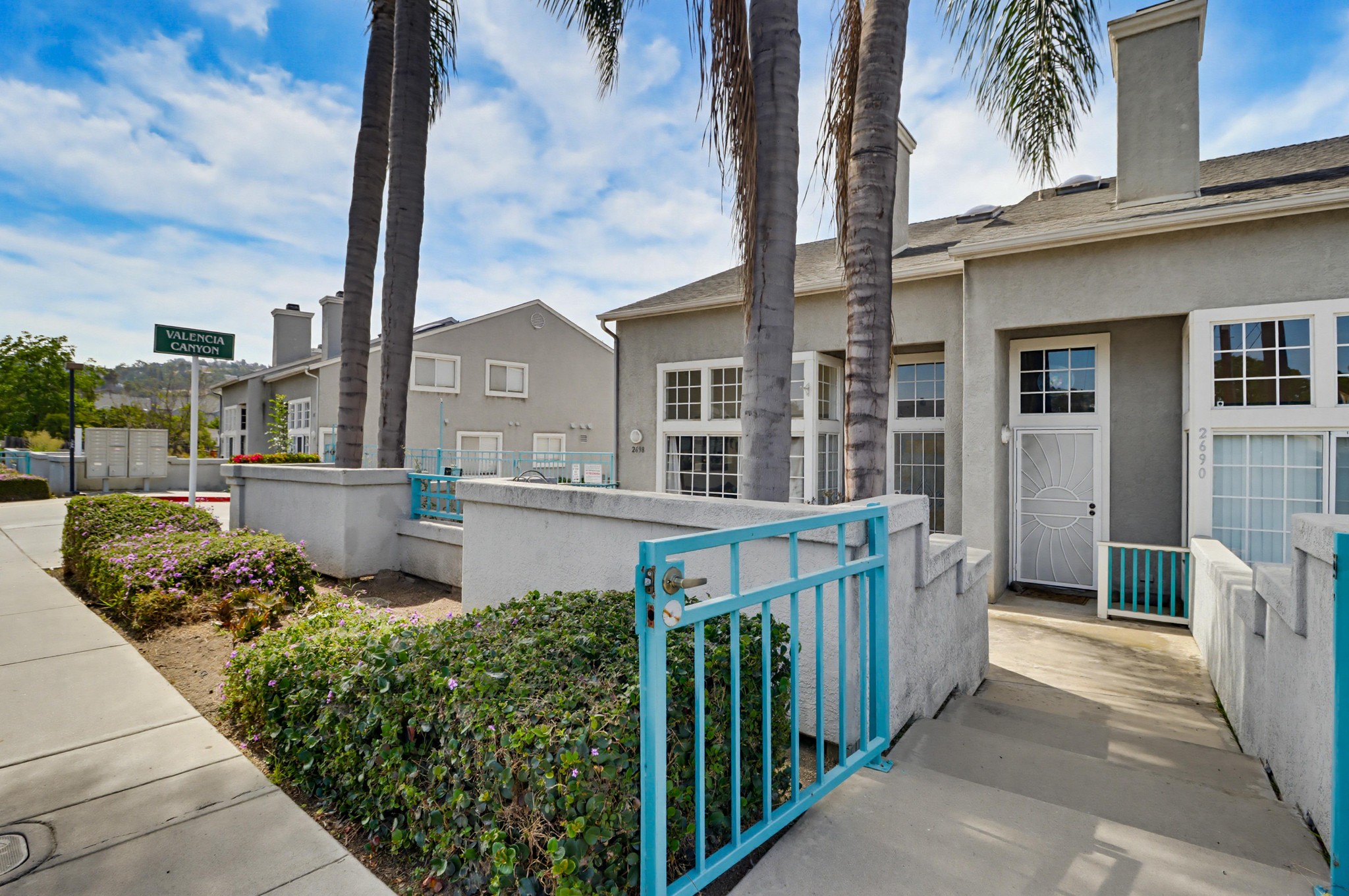 Virtual tour photo 1 of 39 for 2698 Valencia Canyon