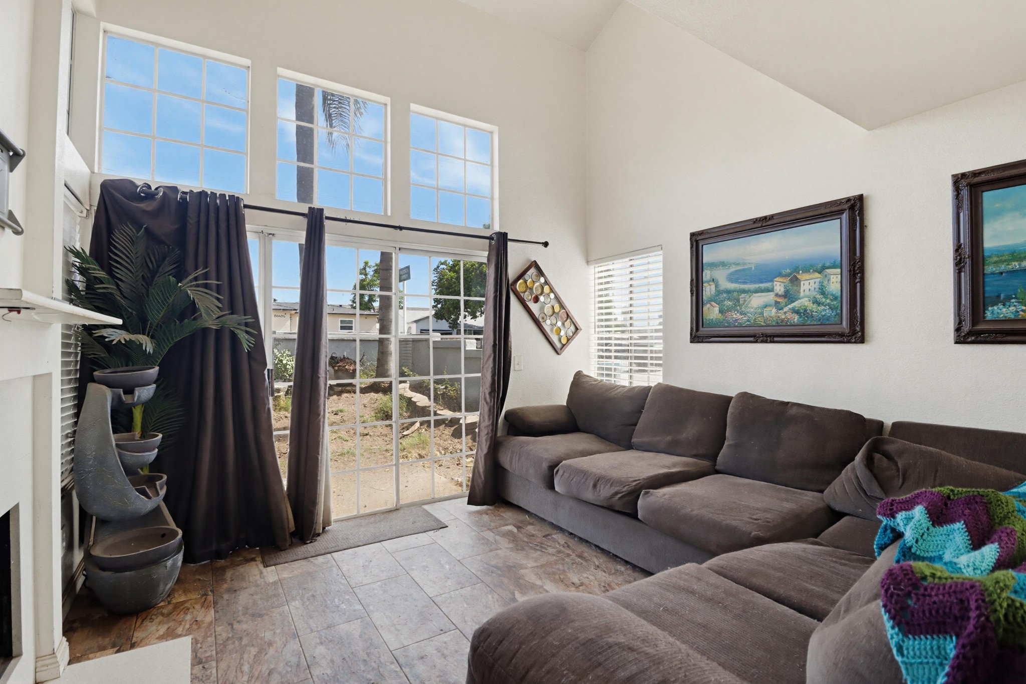 Virtual tour photo 7 of 39 for 2698 Valencia Canyon