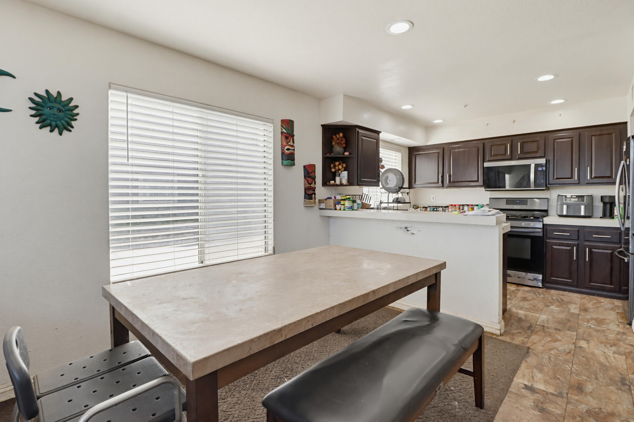 Virtual tour photo 11 of 39 for 2698 Valencia Canyon