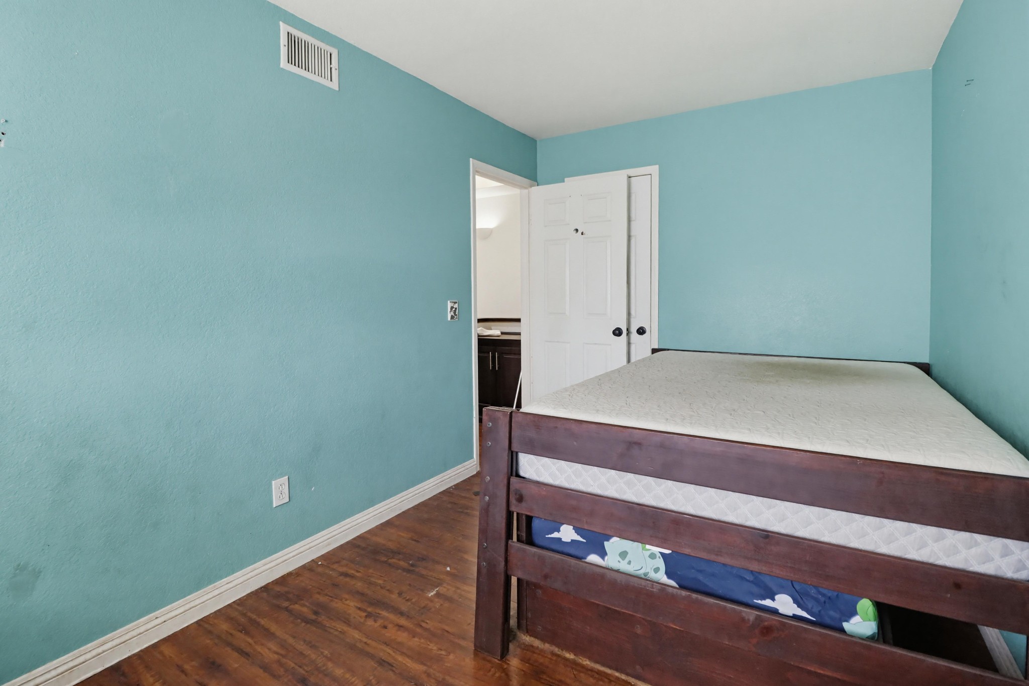 Virtual tour photo 22 of 39 for 2698 Valencia Canyon