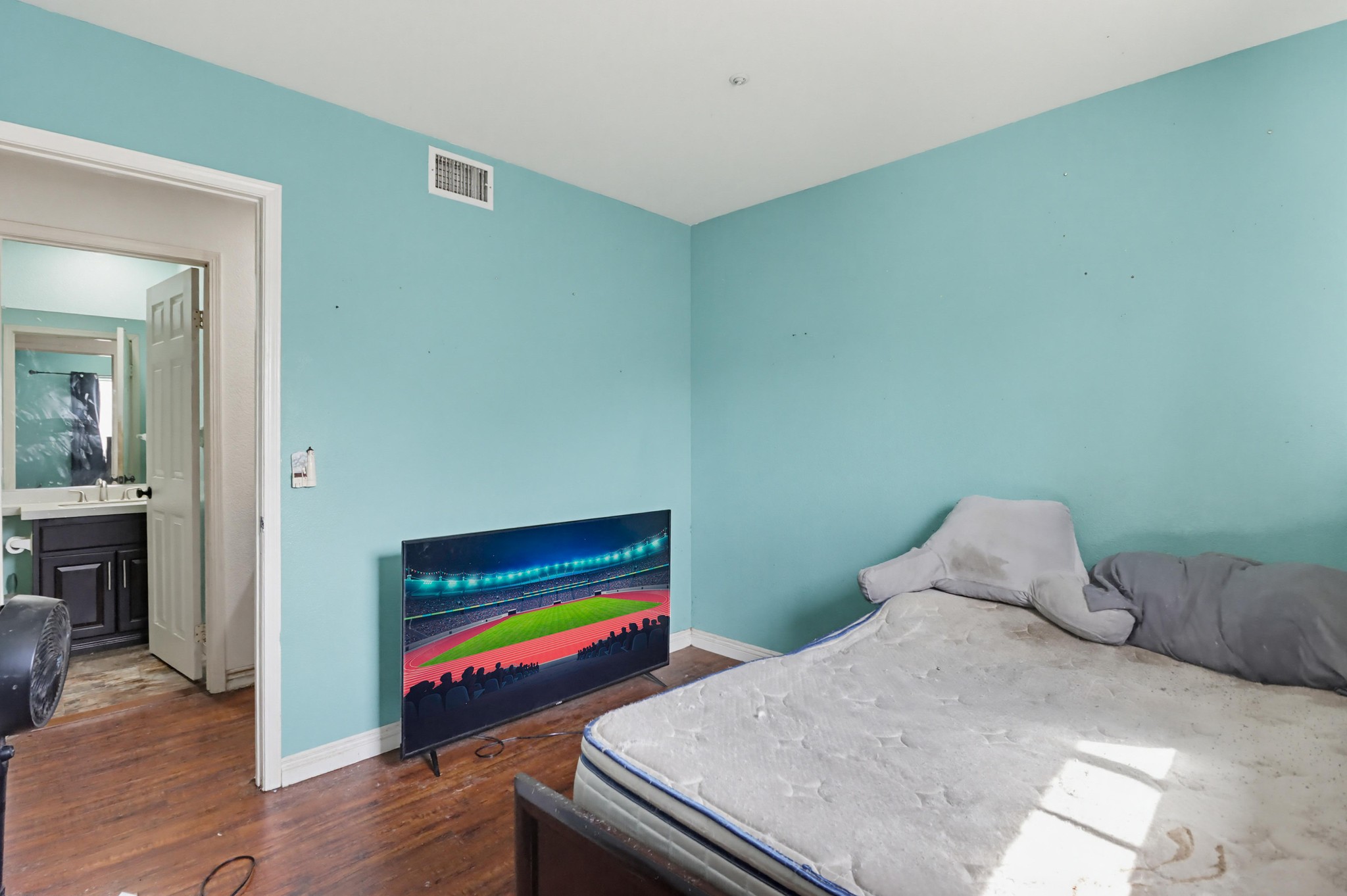 Virtual tour photo 27 of 39 for 2698 Valencia Canyon