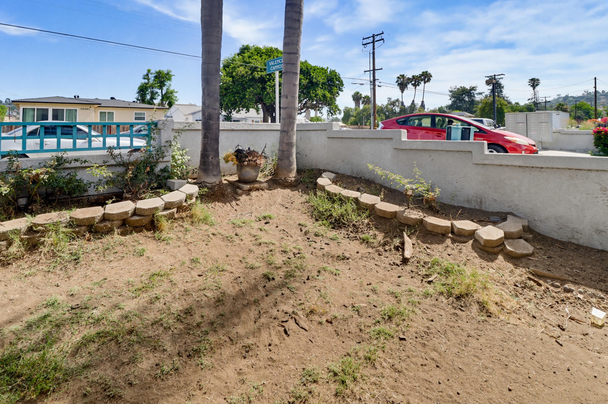 Virtual tour photo 34 of 39 for 2698 Valencia Canyon