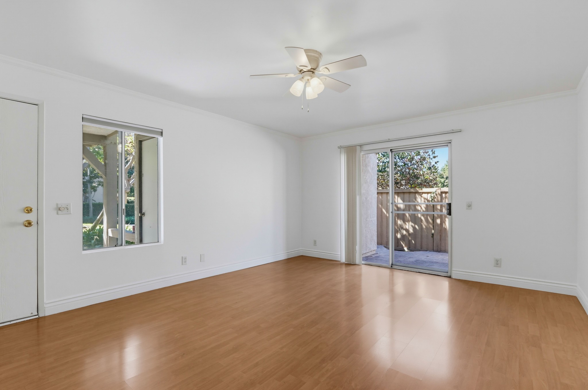 Virtual tour photo 10 of 55 for 27 Rockwood #6
