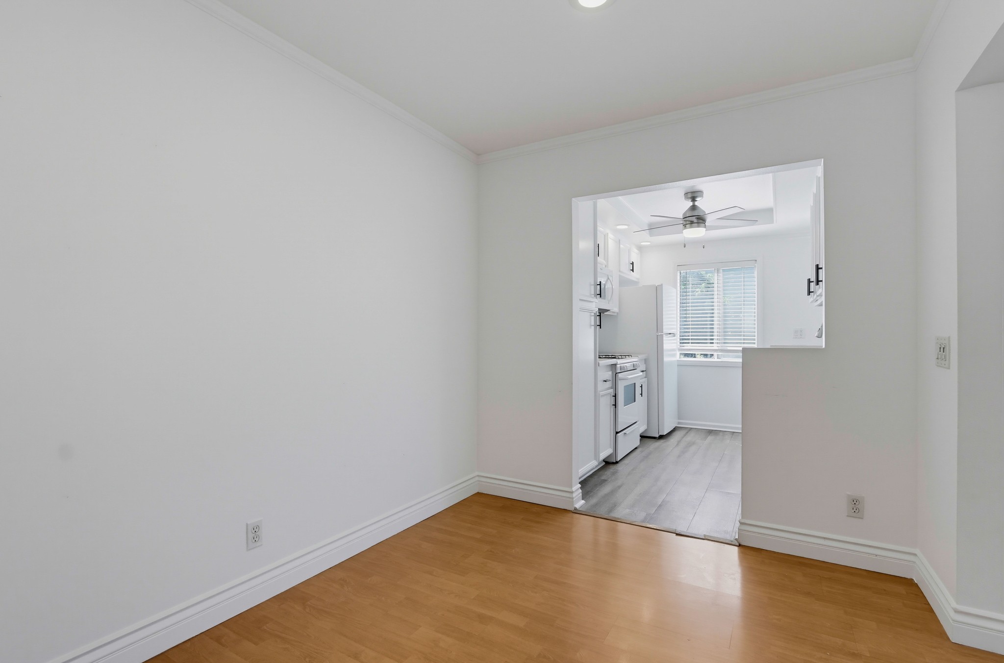 Virtual tour photo 15 of 55 for 27 Rockwood #6