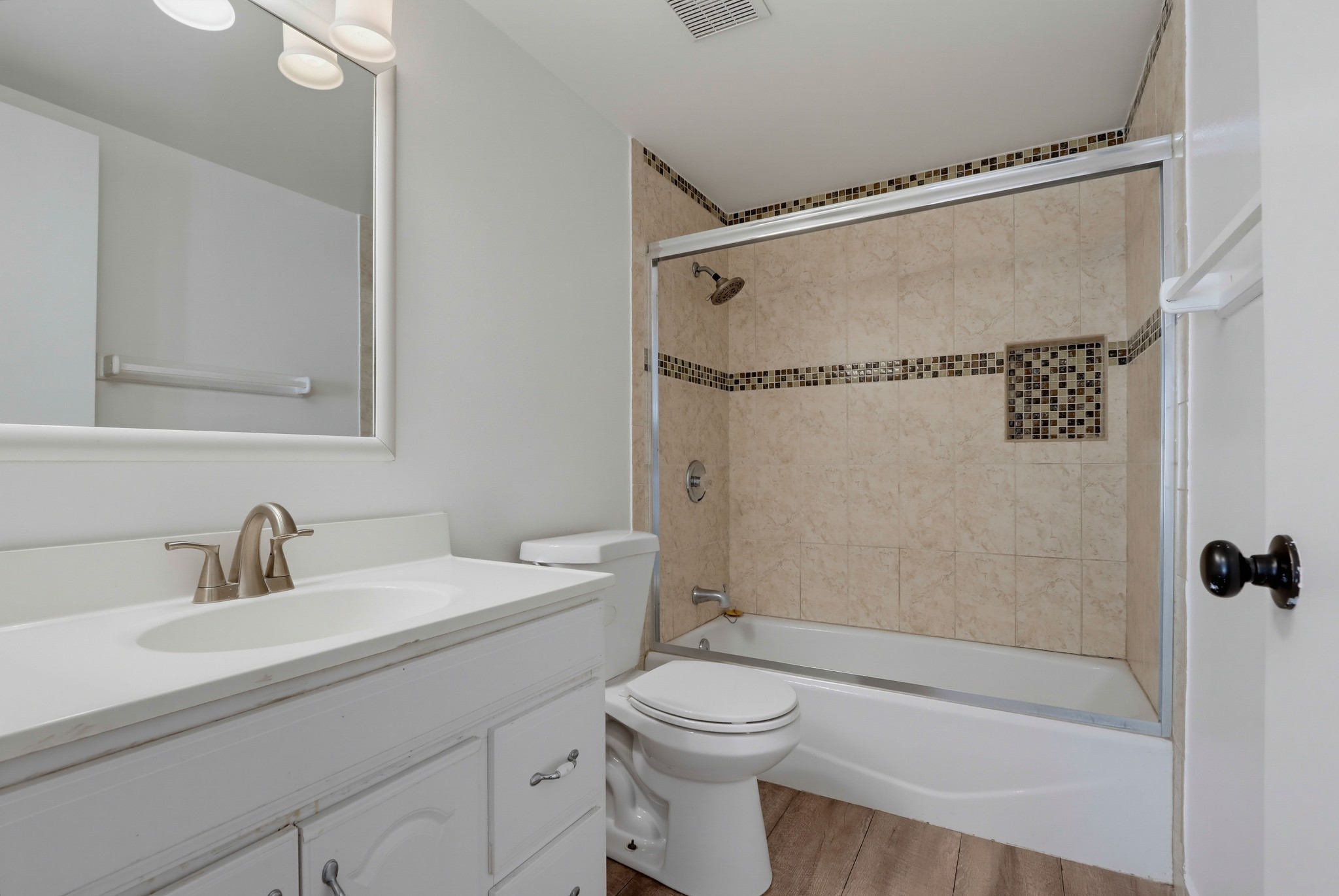 Virtual tour photo 26 of 55 for 27 Rockwood #6