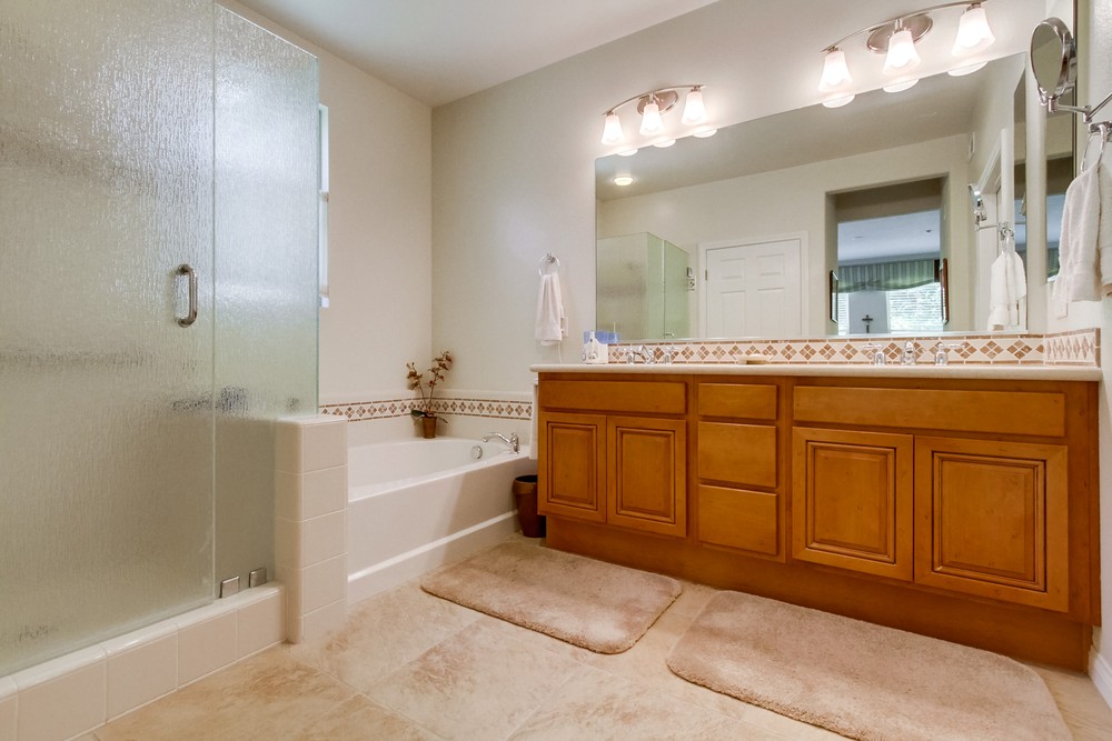 Virtual tour photo 25 of 38 for 2700 Piantino Cir