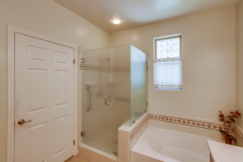 Virtual tour photo 27 of 38 for 2700 Piantino Cir