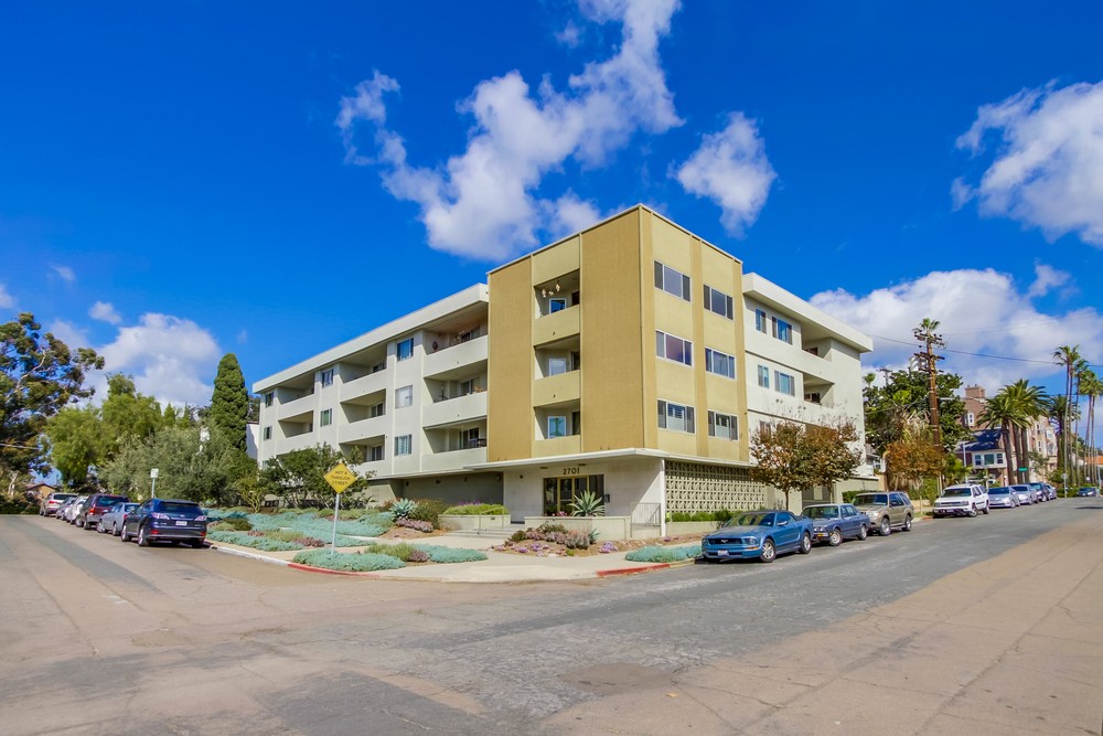 Virtual tour photo 1 of 43 for 2701 2nd Ave #103