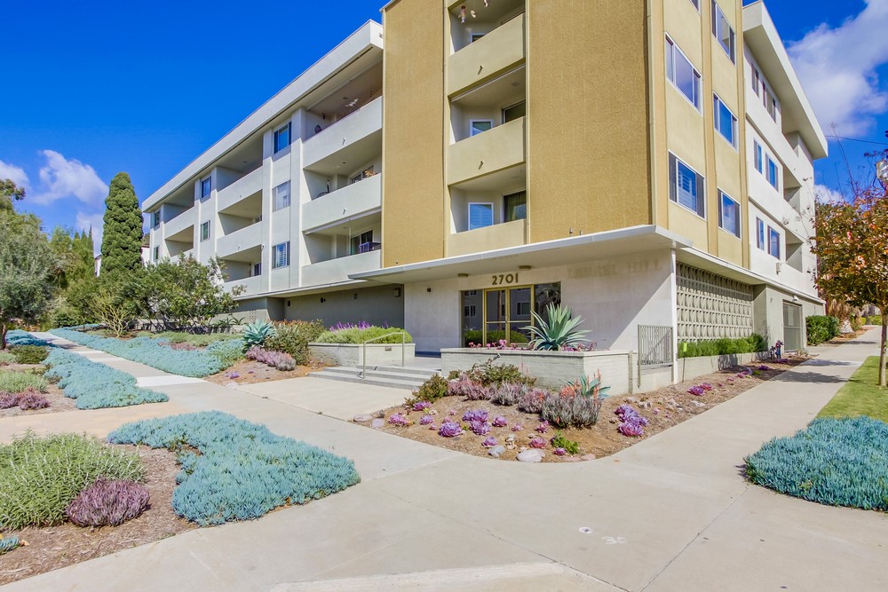 Virtual tour photo 4 of 43 for 2701 2nd Ave #103