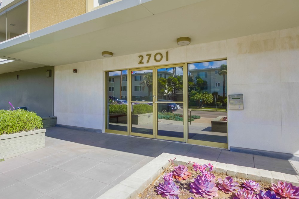 Virtual tour photo 7 of 43 for 2701 2nd Ave #103