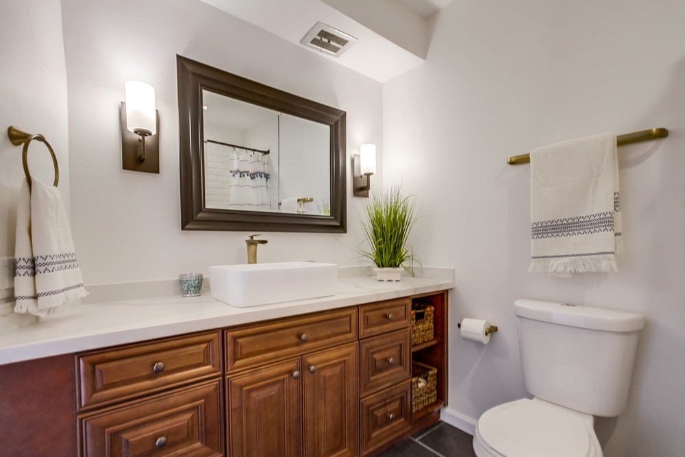 Virtual tour photo 31 of 43 for 2701 2nd Ave #103