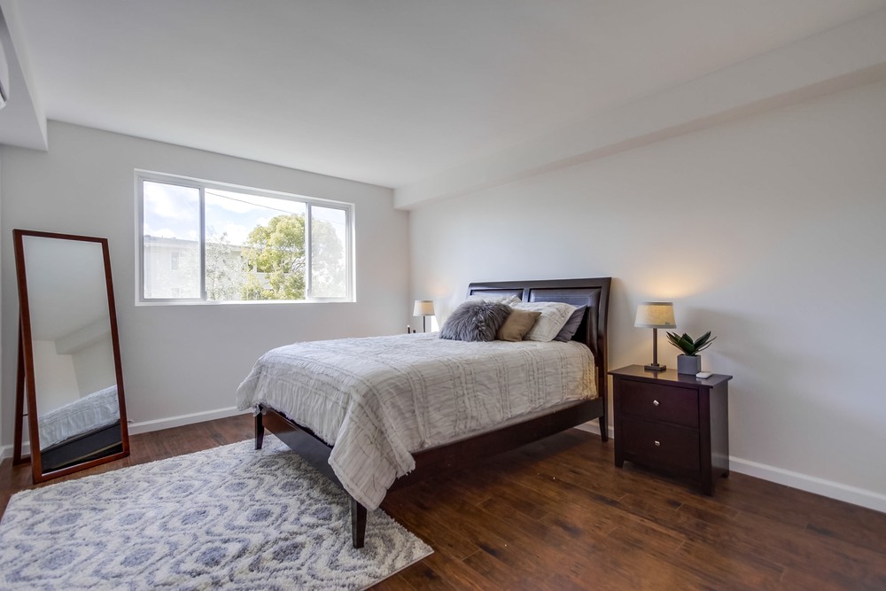 Virtual tour photo 32 of 43 for 2701 2nd Ave #103
