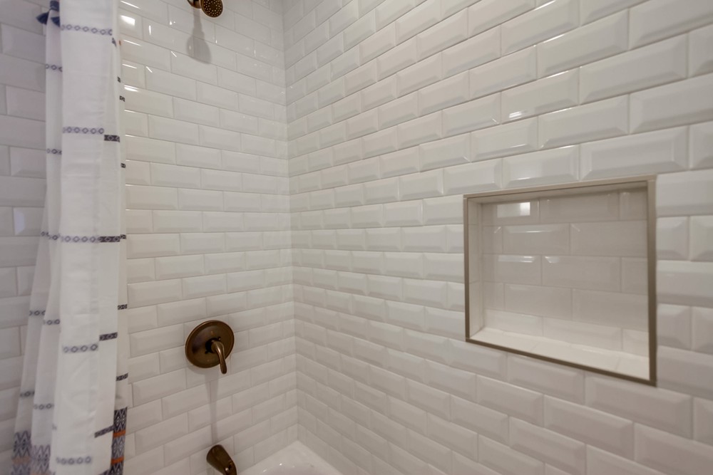 Virtual tour photo 38 of 43 for 2701 2nd Ave #103