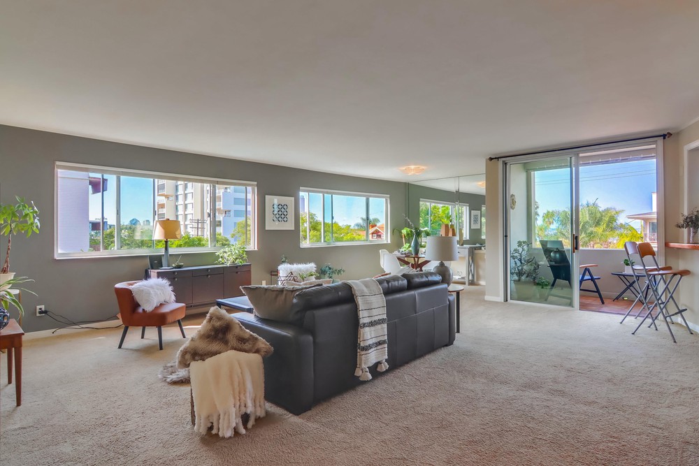 Virtual tour photo 7 of 42 for 2701 2nd Ave