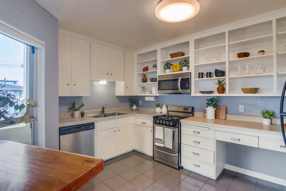 Virtual tour photo 19 of 42 for 2701 2nd Ave