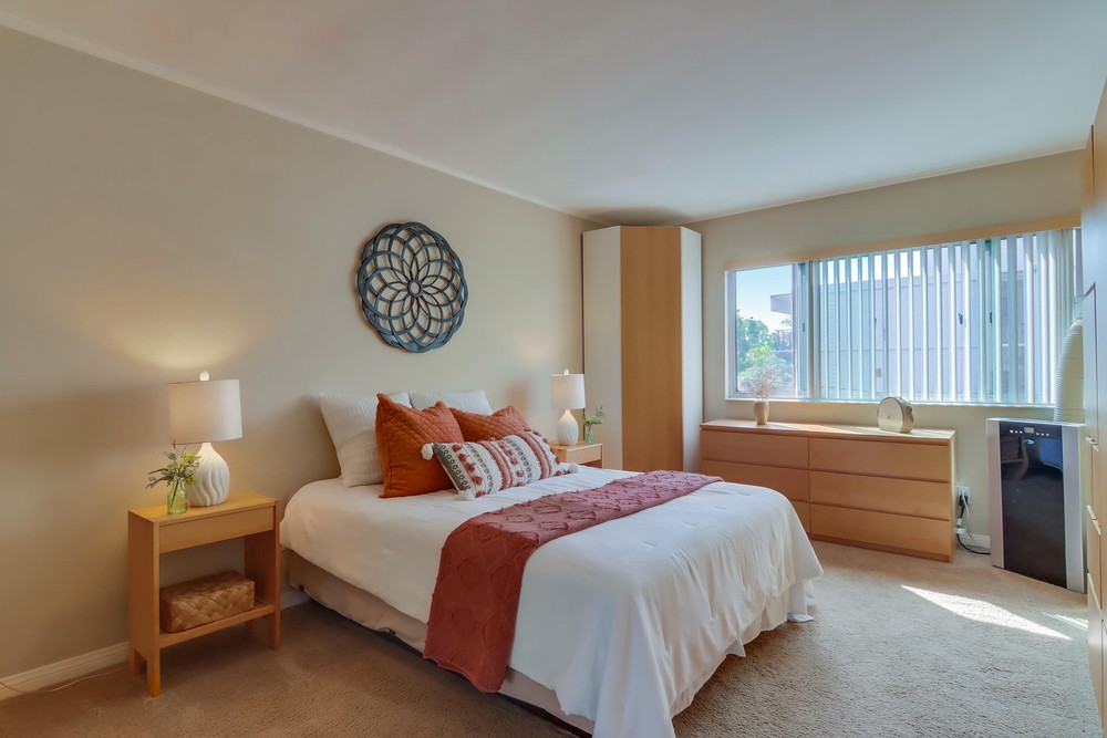 Virtual tour photo 29 of 42 for 2701 2nd Ave