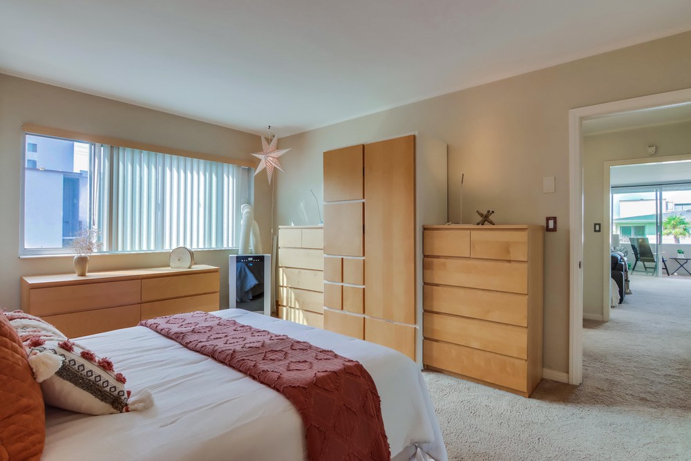 Virtual tour photo 30 of 42 for 2701 2nd Ave