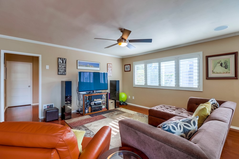 Virtual tour photo 14 of 37 for 2701 2nd Ave UNIT 101