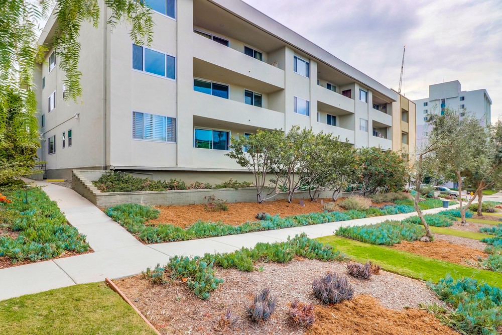 Virtual tour photo 38 of 37 for 2701 2nd Ave UNIT 101