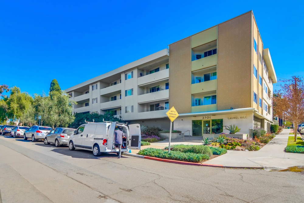 Virtual tour photo 1 of 41 for 2701 2nd Ave