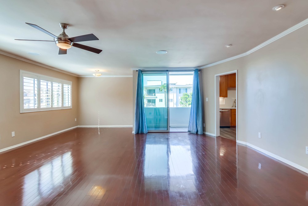 Virtual tour photo 9 of 41 for 2701 2nd Ave