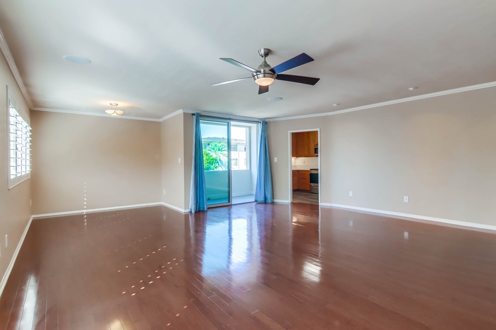 Virtual tour photo 10 of 41 for 2701 2nd Ave