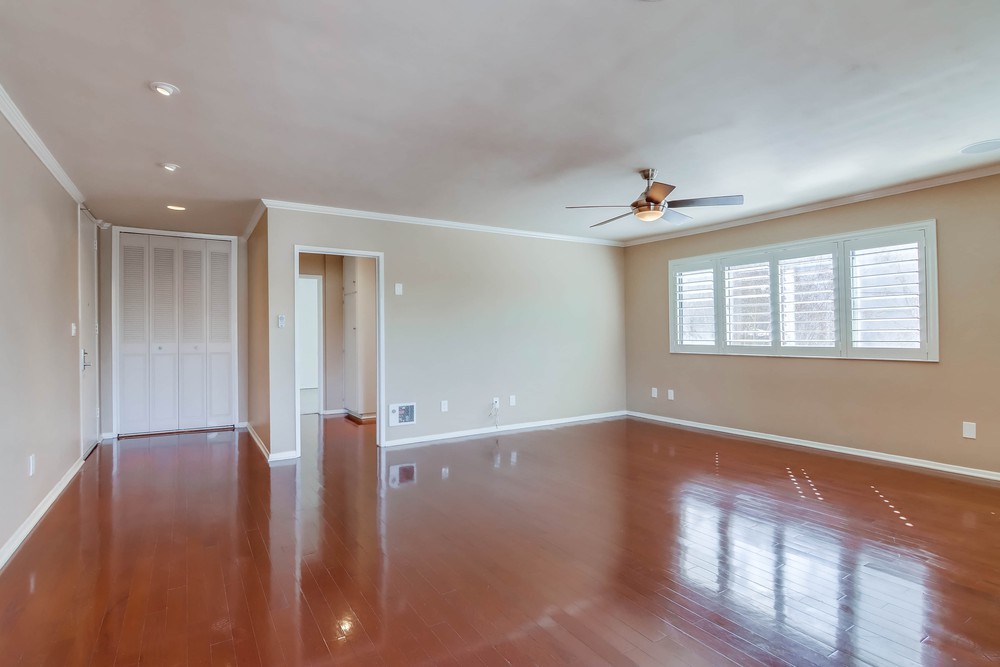 Virtual tour photo 14 of 41 for 2701 2nd Ave