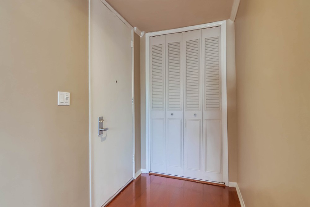 Virtual tour photo 15 of 41 for 2701 2nd Ave