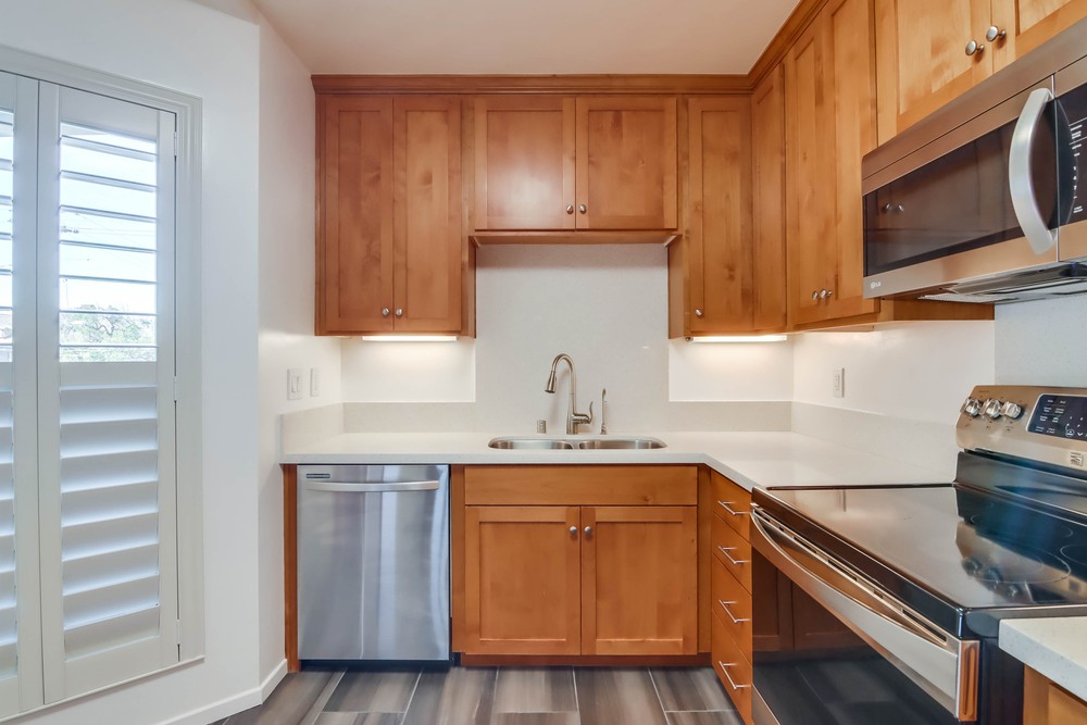 Virtual tour photo 18 of 41 for 2701 2nd Ave