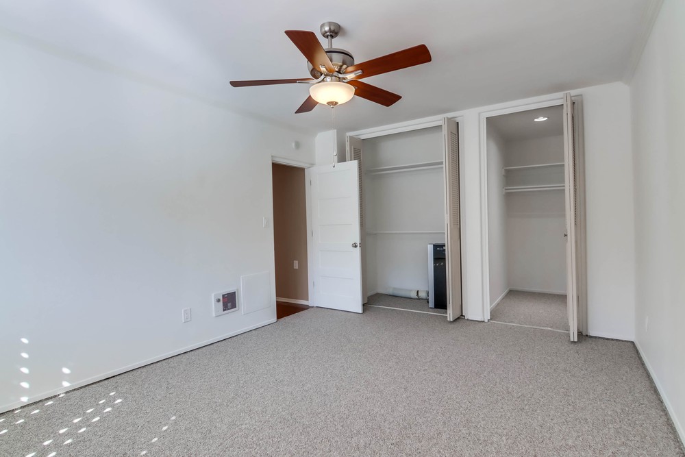 Virtual tour photo 25 of 41 for 2701 2nd Ave