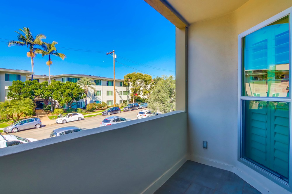 Virtual tour photo 35 of 41 for 2701 2nd Ave