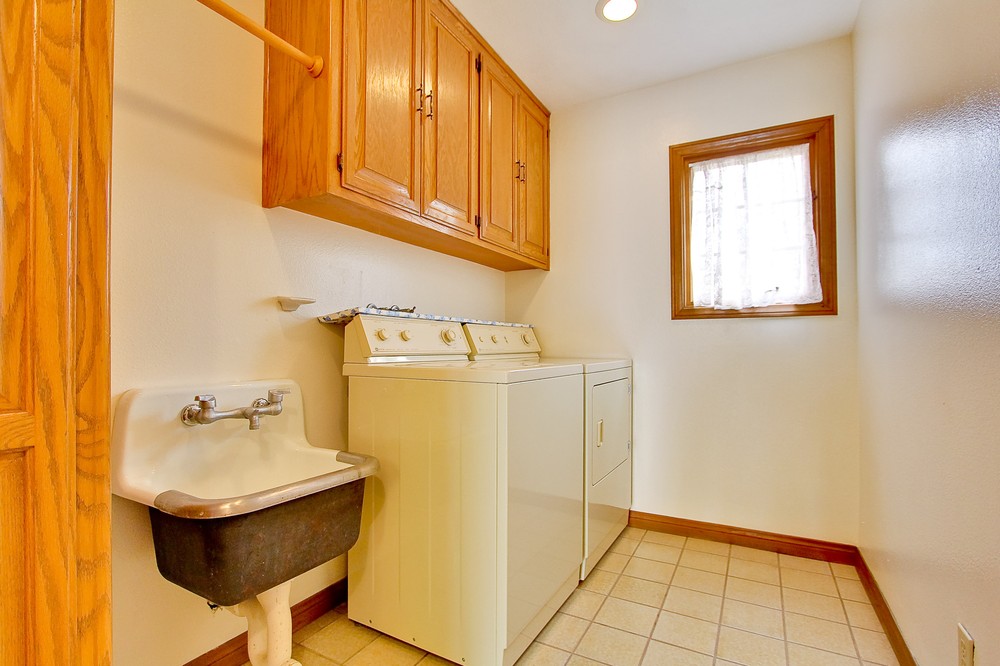 Virtual tour photo 32 of 38 for 2702 Obelisco Ct
