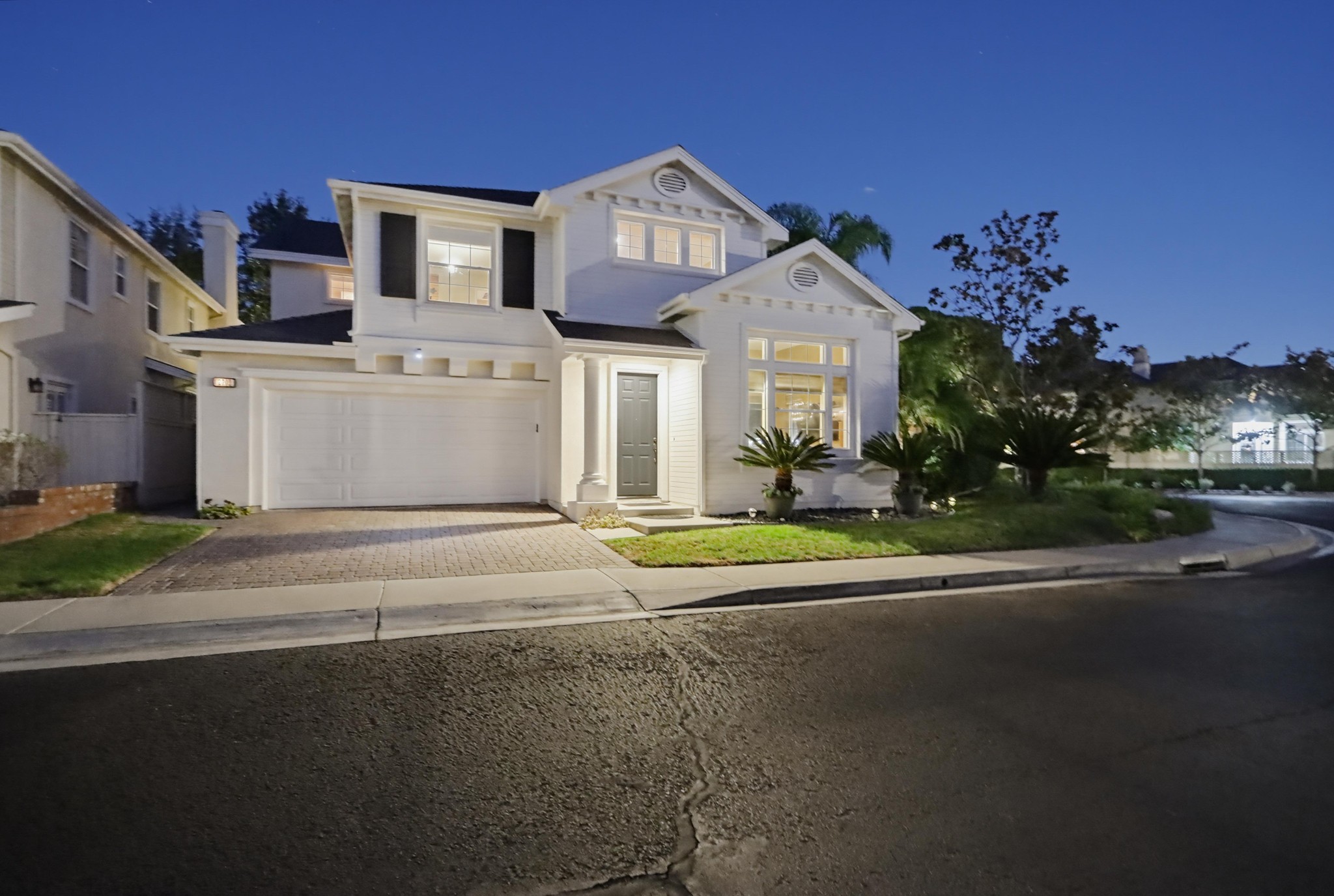 Virtual tour photo 1 of 96 for 2702 W Canyon Ave.