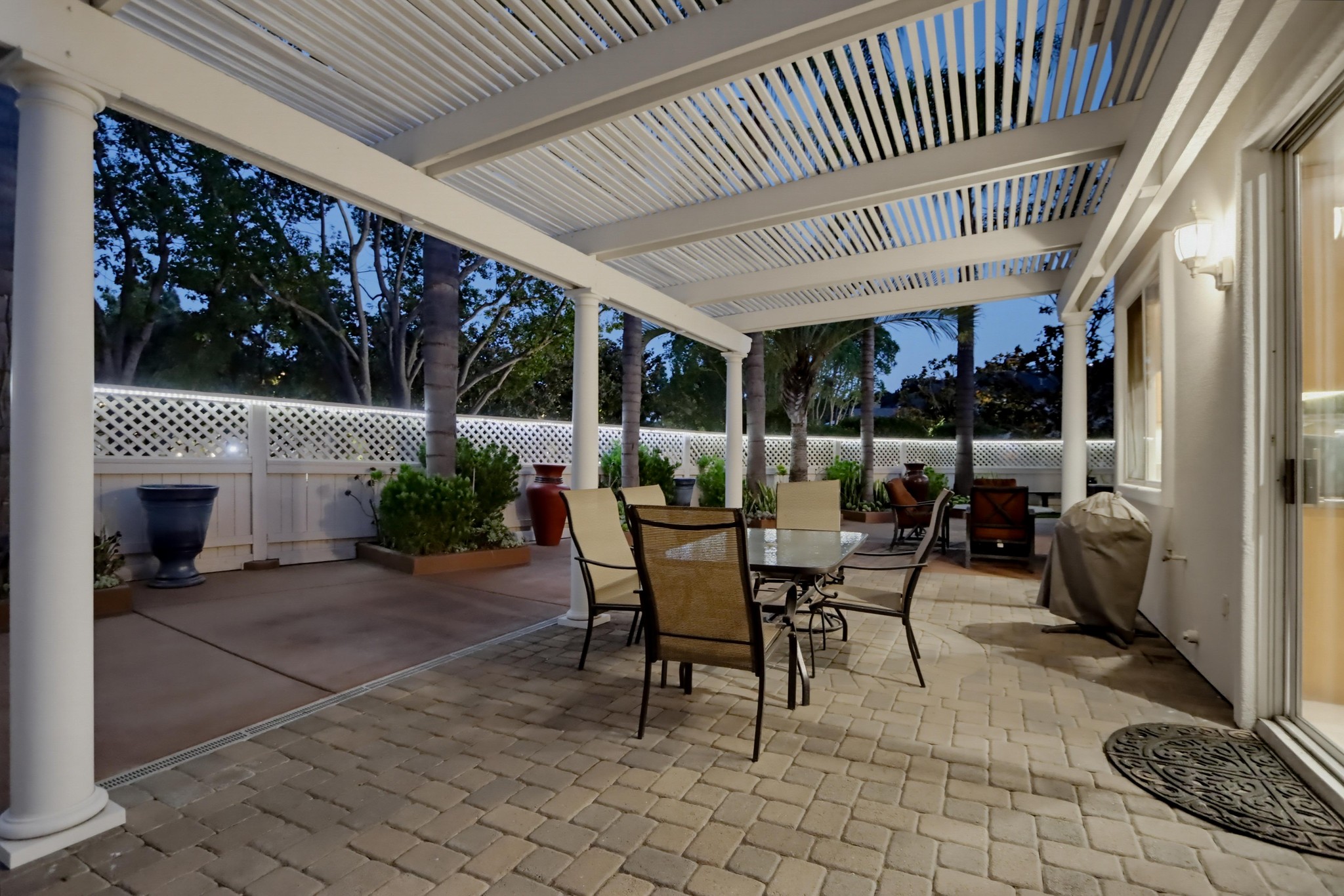 Virtual tour photo 7 of 96 for 2702 W Canyon Ave.