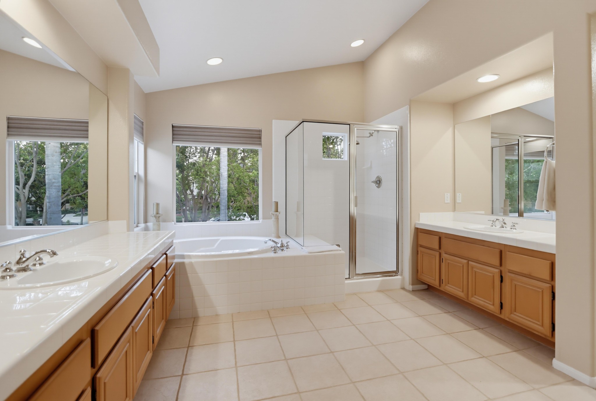 Virtual tour photo 55 of 96 for 2702 W Canyon Ave.