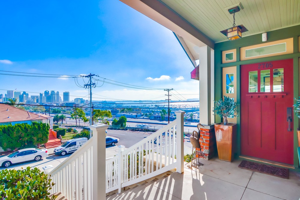 Virtual tour photo 6 of 22 for 2705 Columbia St
