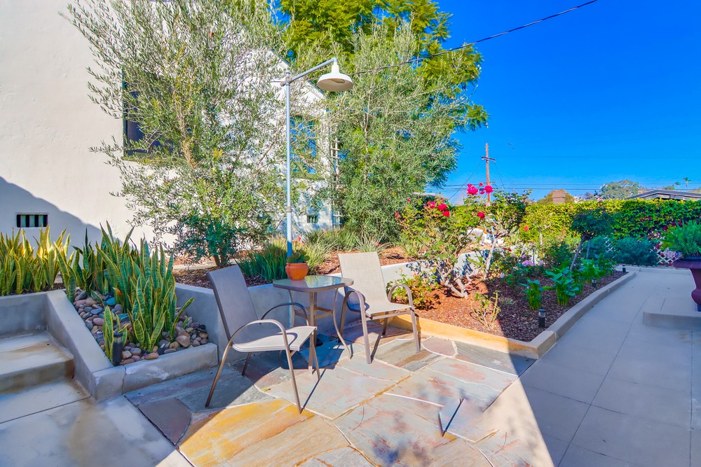 Virtual tour photo 20 of 22 for 2705 Columbia St