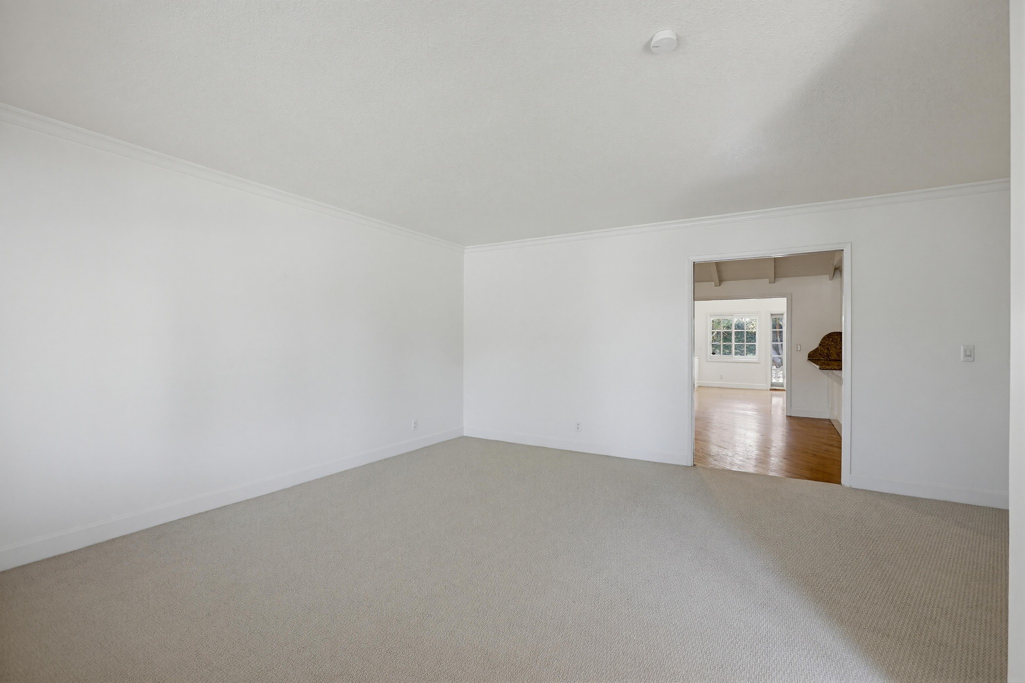 Virtual tour photo 12 of 65 for 2705 E Jacaranda Ave