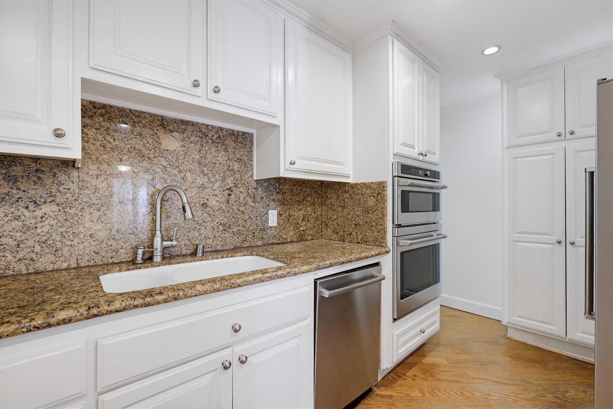 Virtual tour photo 24 of 65 for 2705 E Jacaranda Ave