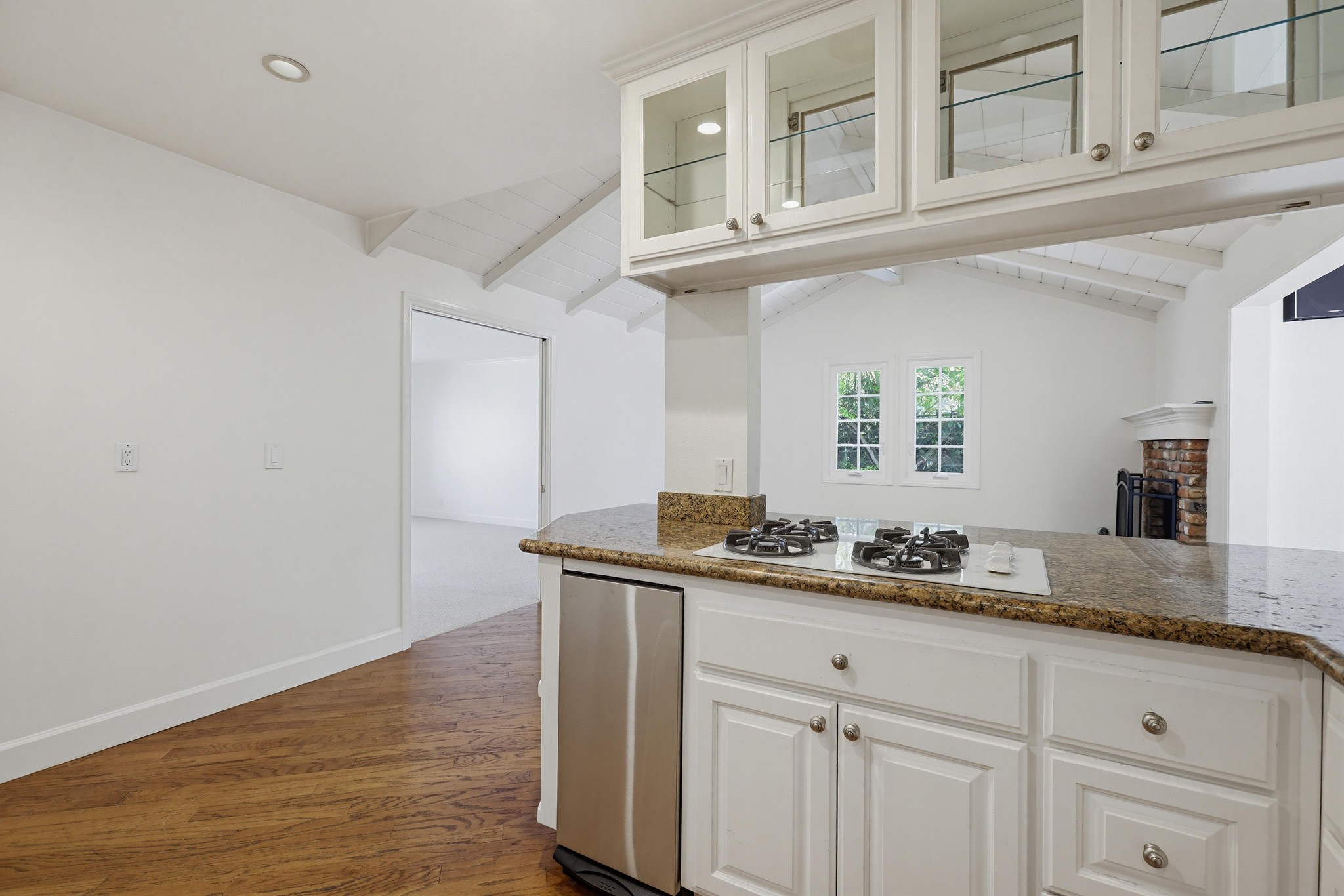 Virtual tour photo 26 of 65 for 2705 E Jacaranda Ave