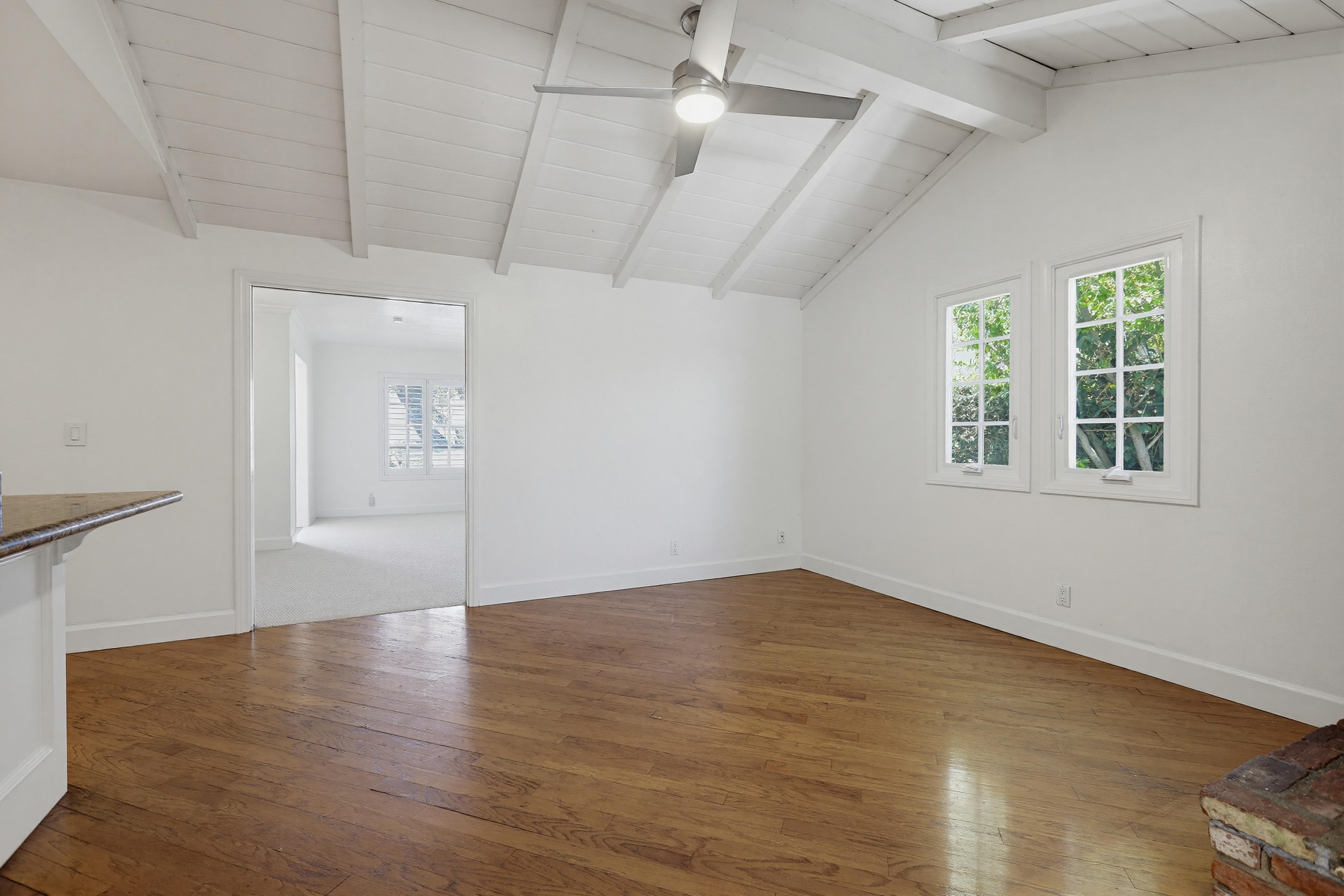 Virtual tour photo 30 of 65 for 2705 E Jacaranda Ave