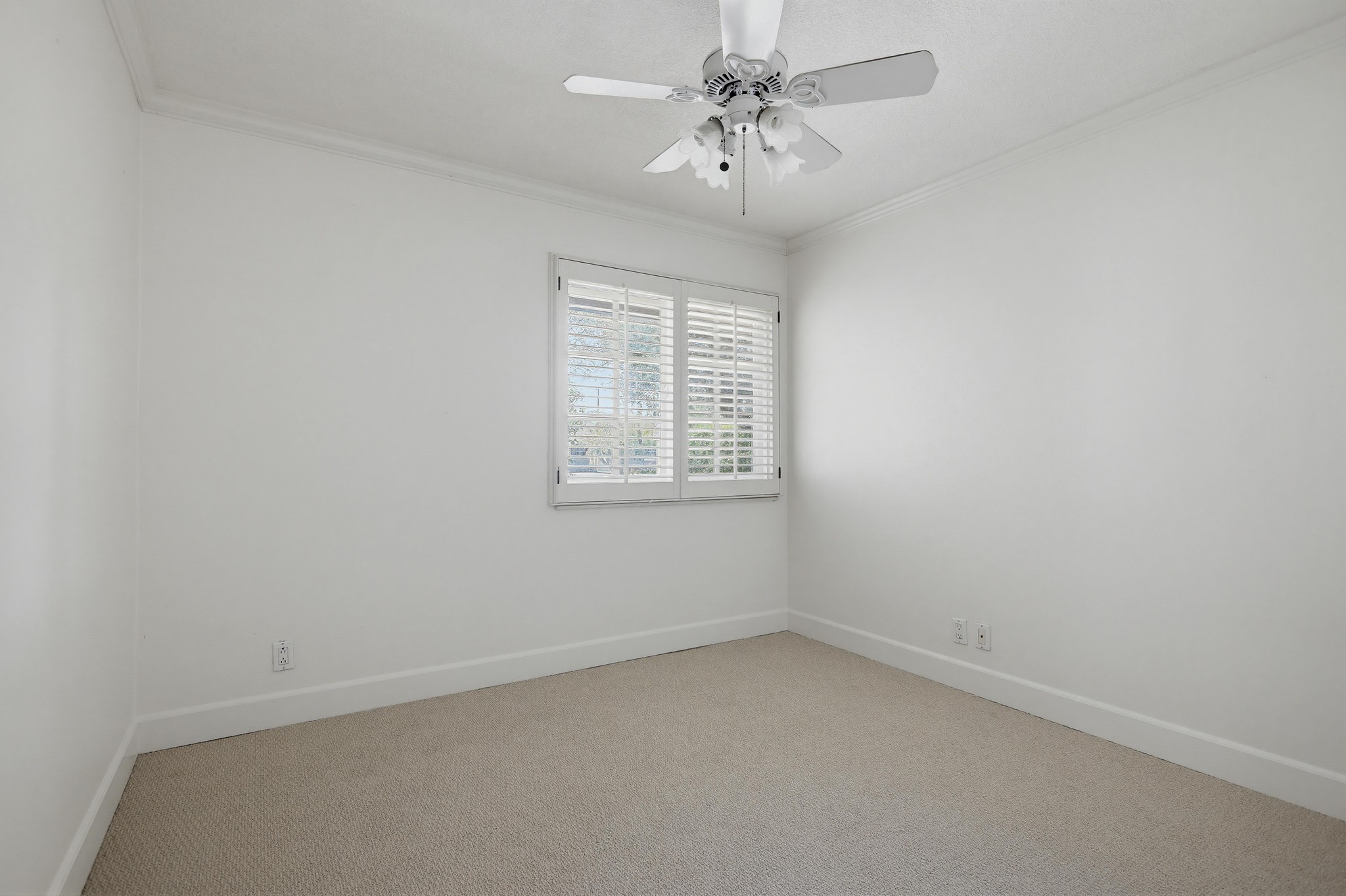 Virtual tour photo 39 of 65 for 2705 E Jacaranda Ave