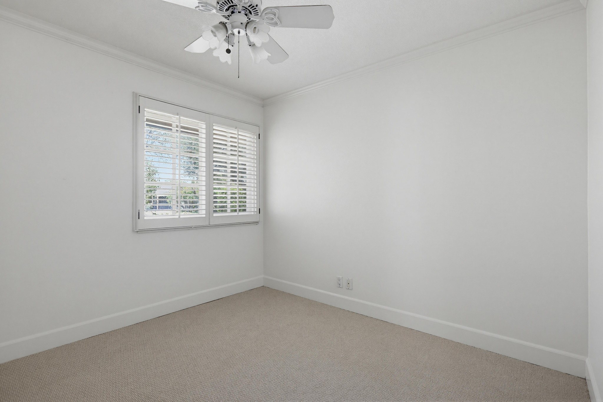 Virtual tour photo 40 of 65 for 2705 E Jacaranda Ave